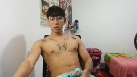 dillom420 online show from January 15, 2025, 5:29 am