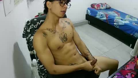 dillom420 online show from December 15, 2025, 10:03 pm