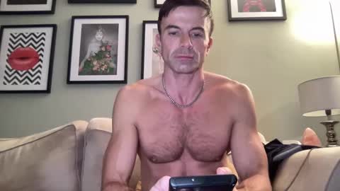 Snapshot of dillonwilde chatting on January 14, 2025, 8:15 pm Dillon online show from January 14, 2025, 8:15 pm