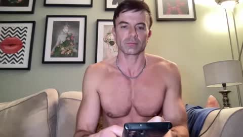 Snapshot of dillonwilde chatting on January 20, 2025, 8:29 pm Dillon online show from January 20, 2025, 8:29 pm