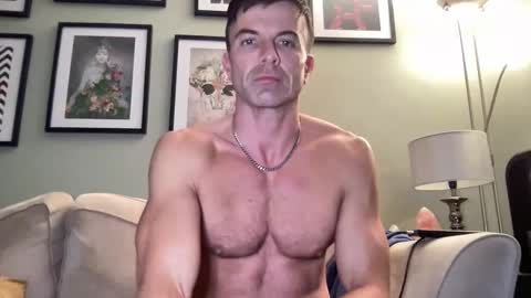 Snapshot of dillonwilde chatting on February 4, 2025, 8:28 pm Dillon online show from February 4, 2025, 8:28 pm