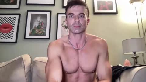 Snapshot of dillonwilde chatting on February 7, 2025, 8:31 pm Dillon online show from February 7, 2025, 8:31 pm