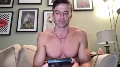 Snapshot of dillonwilde chatting on February 13, 2025, 8:55 pm Dillon online show from February 13, 2025, 8:55 pm