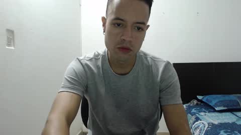 Snapshot of dimitri_quiet chatting on December 2, 2024, 2:09 am Dimitri online show from December 2, 2024, 2:09 am