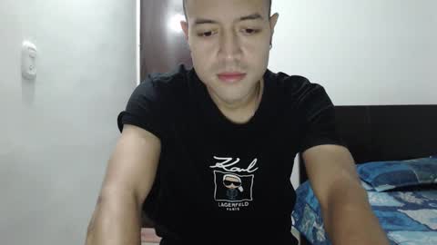 Snapshot of dimitri_quiet chatting on December 17, 2024, 4:34 am Dimitri online show from December 17, 2024, 4:34 am