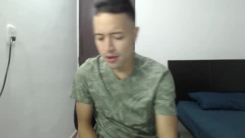 Snapshot of dimitri_quiet chatting on December 28, 2024, 2:11 am Dimitri online show from December 28, 2024, 2:11 am