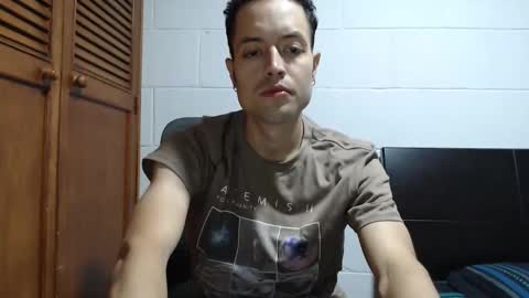 Snapshot of dimitri_quiet chatting on February 2, 2026, 3:27 am Dimitri online show from February 2, 2026, 3:27 am