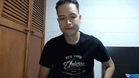 Snapshot of dimitri_quiet chatting on February 19, 2026, 6:31 am Dimitri online show from February 19, 2026, 6:31 am