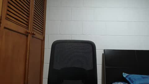 Snapshot of dimitri_quiet chatting on February 22, 2026, 7:40 am Dimitri online show from February 22, 2026, 7:40 am