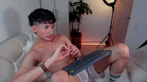 Snapshot of dimitri_targaryen chatting on January 9, 2025, 3:15 am Fabian online show from January 9, 2025, 3:15 am