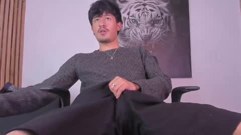 Dimitri online show from October 8, 2025, 8:17 pm