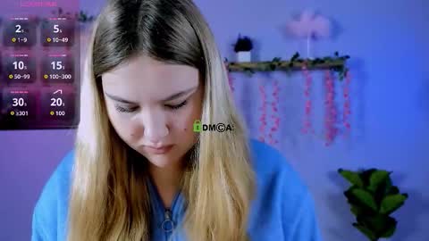 Snapshot of dina_bloom chatting on January 17, 2026, 10:20 am dina_bloom online show from January 17, 2026, 10:20 am