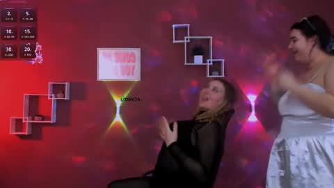 Snapshot of dina_bloom chatting on February 25, 2026, 8:40 pm dina_bloom online show from February 25, 2026, 8:40 pm
