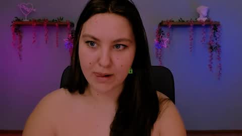 Snapshot of dina_bloom chatting on April 1, 2026, 8:59 am dina_bloom online show from April 1, 2026, 8:59 am