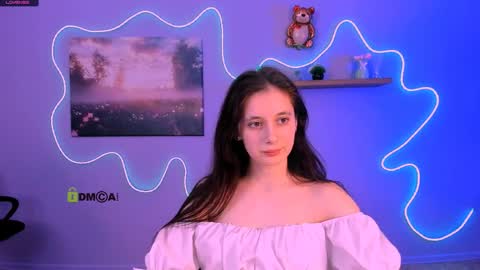 Snapshot of dina_bloom chatting on April 4, 2026, 7:22 pm dina_bloom online show from April 4, 2026, 7:22 pm
