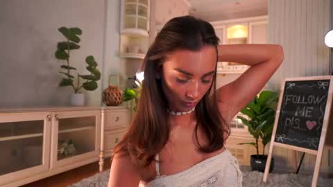 Dina and ill be glad to be here with you follow to me  online show from May 30, 2026, 12:02 pm