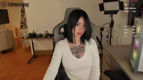 Snapshot of dinaoneg chatting on December 4, 2024, 5:38 am Diana Gomez online show from December 4, 2024, 5:38 am