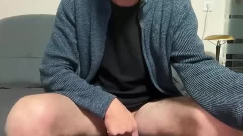 dinnerout1111 online show from December 21, 2025, 6:42 am