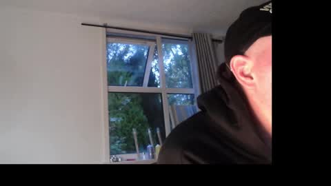 Snapshot of dinosilk chatting on October 29, 2025, 6:59 am dinosilk online show from October 29, 2025, 6:59 am