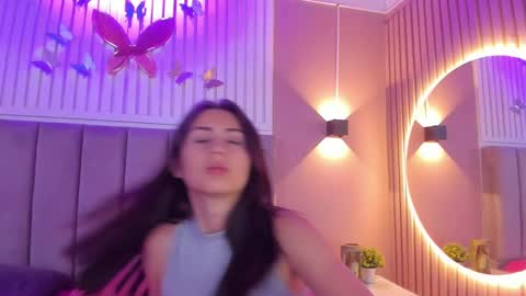 Snapshot of diosa_cristal chatting on February 20, 2025, 3:23 am Cristal online show from February 20, 2025, 3:23 am