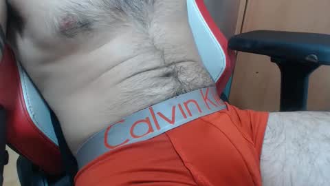 Snapshot of dirfocus chatting on November 19, 2025, 4:56 am Z online show from November 19, 2025, 4:56 am