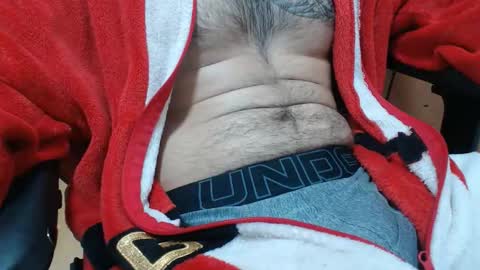 Snapshot of dirfocus chatting on December 4, 2025, 5:06 am Z online show from December 4, 2025, 5:06 am