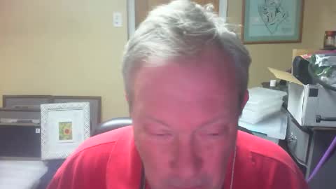 Snapshot of dirkpitt223 chatting on December 24, 2024, 6:55 am DirtkPitt Fun guy working online show from December 24, 2024, 6:55 am