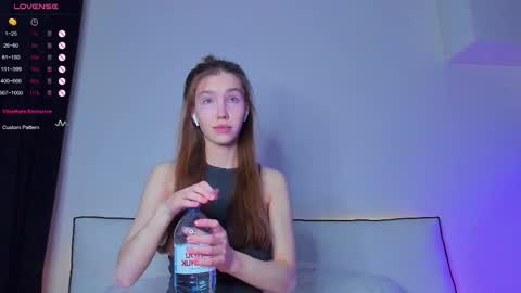 Hailey online show from February 18, 2025, 9:20 pm