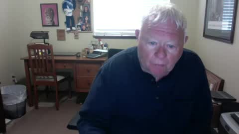 dirtrider195080438 online show from June 21, 2026, 4:31 pm