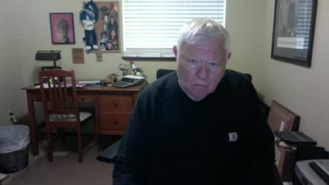 dirtrider195080438 online show from July 3, 2026, 4:46 pm