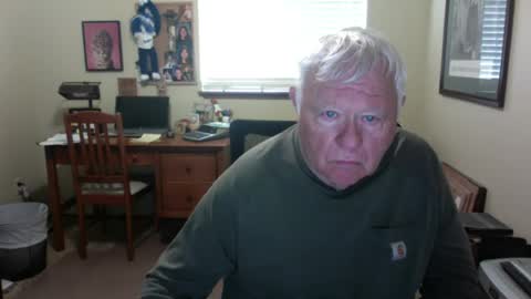 dirtrider195080438 online show from July 12, 2026, 4:53 pm