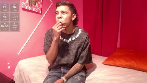 Snapshot of dirty_couple26_ chatting on January 7, 2026, 6:43 pm dirty_couple26_ online show from January 7, 2026, 6:43 pm