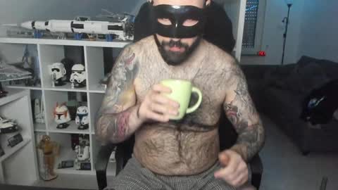 Snapshot of dirtybalws chatting on January 29, 2025, 4:19 pm Robert online show from January 29, 2025, 4:19 pm