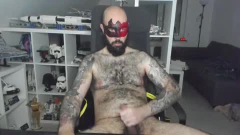 Snapshot of dirtybalws chatting on October 27, 2025, 4:00 pm Robert online show from October 27, 2025, 4:00 pm