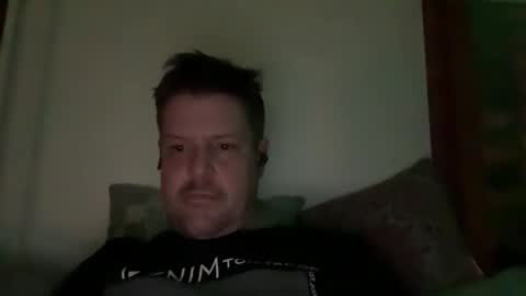 Snapshot of dirtybastard81 chatting on February 19, 2025, 11:46 pm Jan online show from February 19, 2025, 11:46 pm