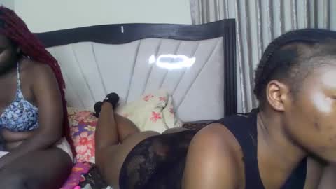 Snapshot of dirtybugg chatting on February 26, 2026, 12:20 am dirtybugg online show from February 26, 2026, 12:20 am