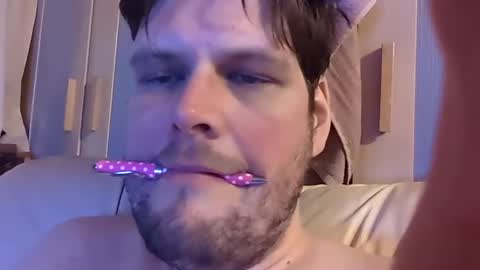 Snapshot of dirtydogsday chatting on February 20, 2025, 7:41 pm Dirtydog online show from February 20, 2025, 7:41 pm