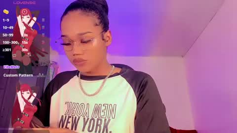 Naomy  online show from July 16, 2026, 4:07 am