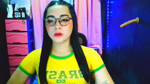 Snapshot of dirtygirls_grace chatting on February 10, 2026, 1:37 pm grace online show from February 10, 2026, 1:37 pm