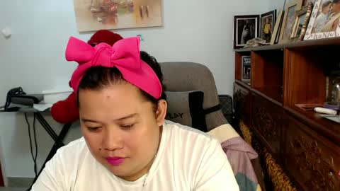 Snapshot of dirtywhorewoman chatting on December 16, 2024, 11:01 am dirtywhorewoman online show from December 16, 2024, 11:01 am