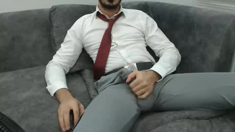 dirtyybooyy77 online show from November 20, 2025, 11:04 pm