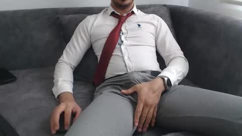 dirtyybooyy77 online show from April 8, 2026, 10:15 am