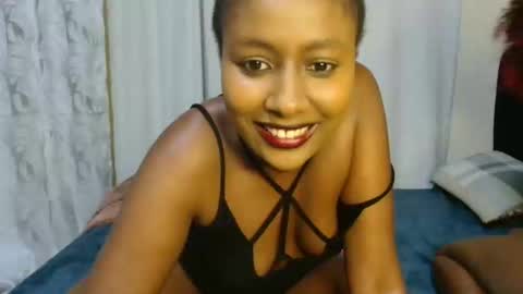 Snapshot of disah_002 chatting on November 12, 2025, 10:20 pm disah_002 online show from November 12, 2025, 10:20 pm