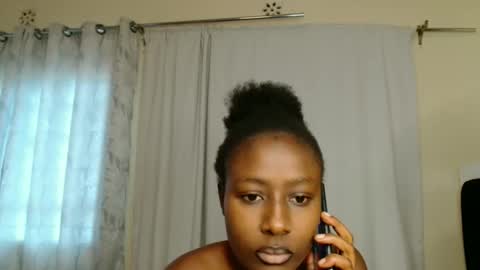 Snapshot of disah_002 chatting on November 22, 2025, 10:47 am disah_002 online show from November 22, 2025, 10:47 am