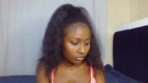 Snapshot of disah_002 chatting on January 9, 2026, 10:18 am disah_002 online show from January 9, 2026, 10:18 am