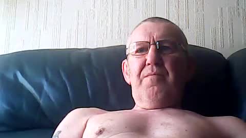 Snapshot of discovery63 chatting on June 28, 2026, 2:12 pm discovery63 online show from June 28, 2026, 2:12 pm