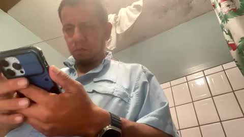 sexyguy online show from April 8, 2026, 5:18 am