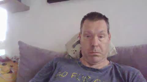 Snapshot of disney0988 chatting on December 21, 2025, 9:16 am disney0988 online show from December 21, 2025, 9:16 am