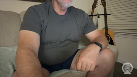 divadsialb online show from March 27, 2026, 2:06 am