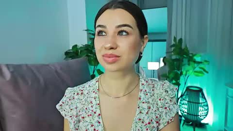 Tia online show from May 17, 2026, 6:26 pm